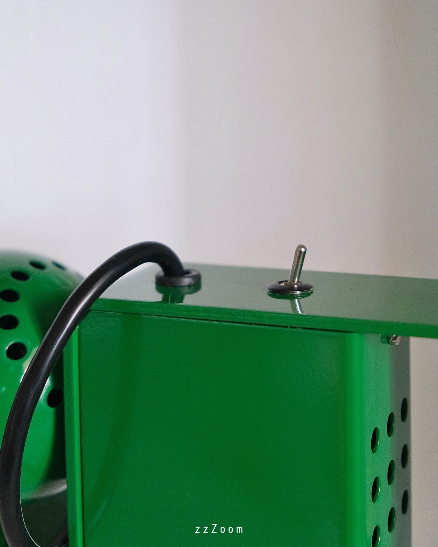 Vintage table lamp Mod.Minibox design by Gae Aulenti & Piero Castiglioni for Stilnovo, 1980s