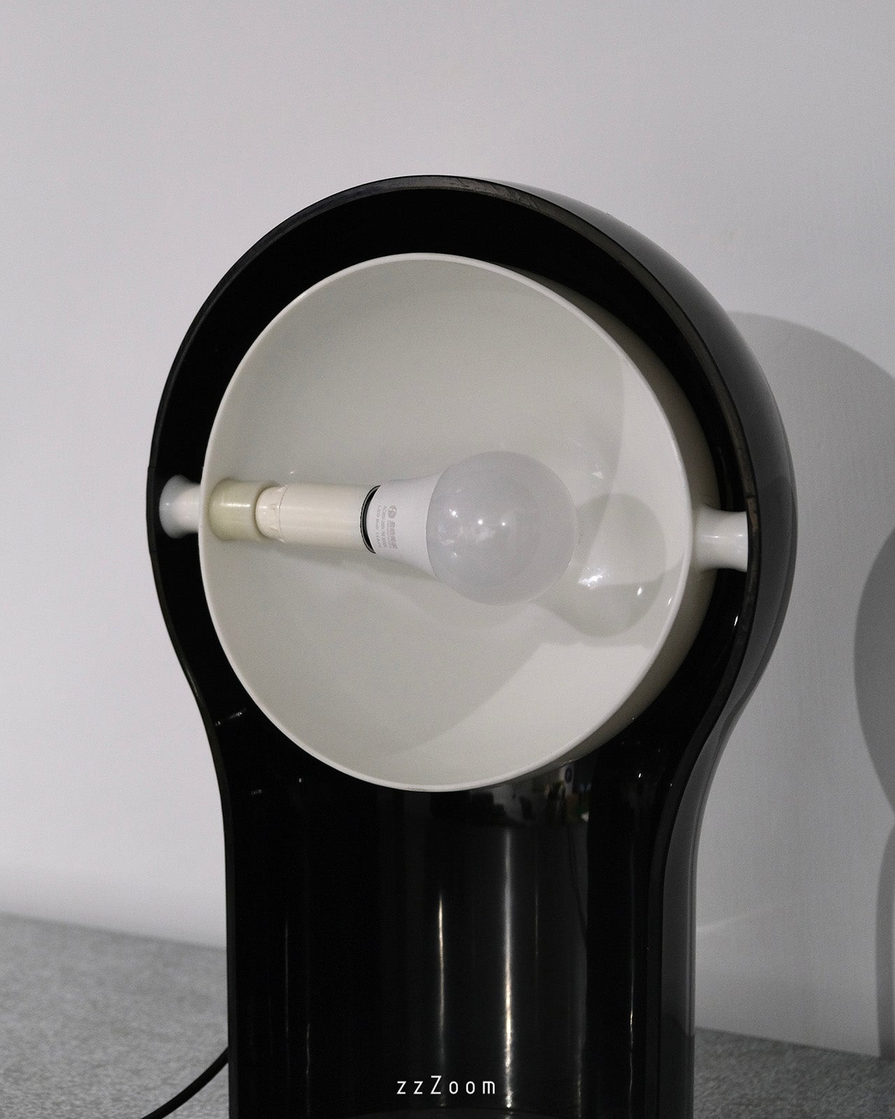 Vintage Mod.Telegono table lamp design by Vico Magistretti for Artemide,1968