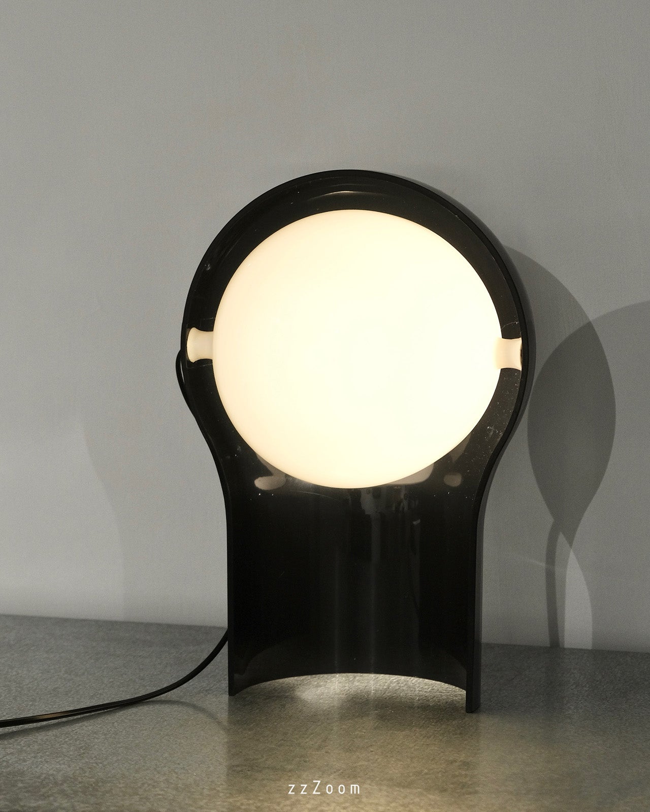 Vintage Mod.Telegono table lamp design by Vico Magistretti for Artemide,1968