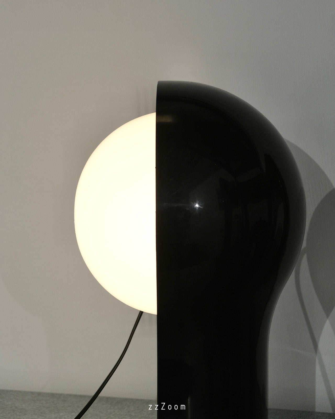 Vintage Mod.Telegono table lamp design by Vico Magistretti for Artemide,1968