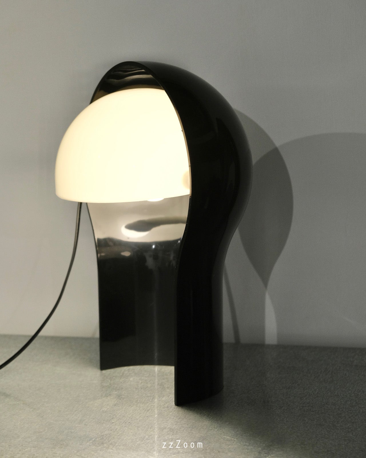 Vintage Mod.Telegono table lamp design by Vico Magistretti for Artemide,1968