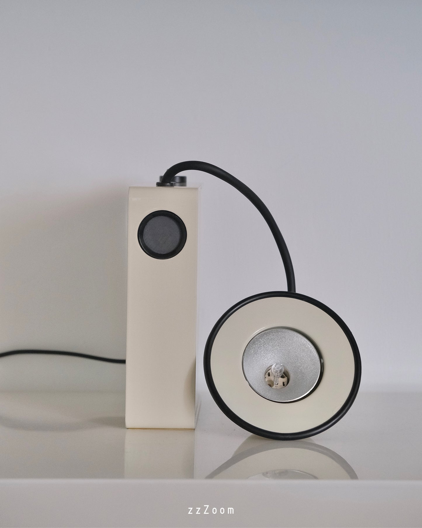 Vintage table lamp Mod.Minibox design by Gae Aulenti & Piero Castiglioni for Stilnovo, 1980s