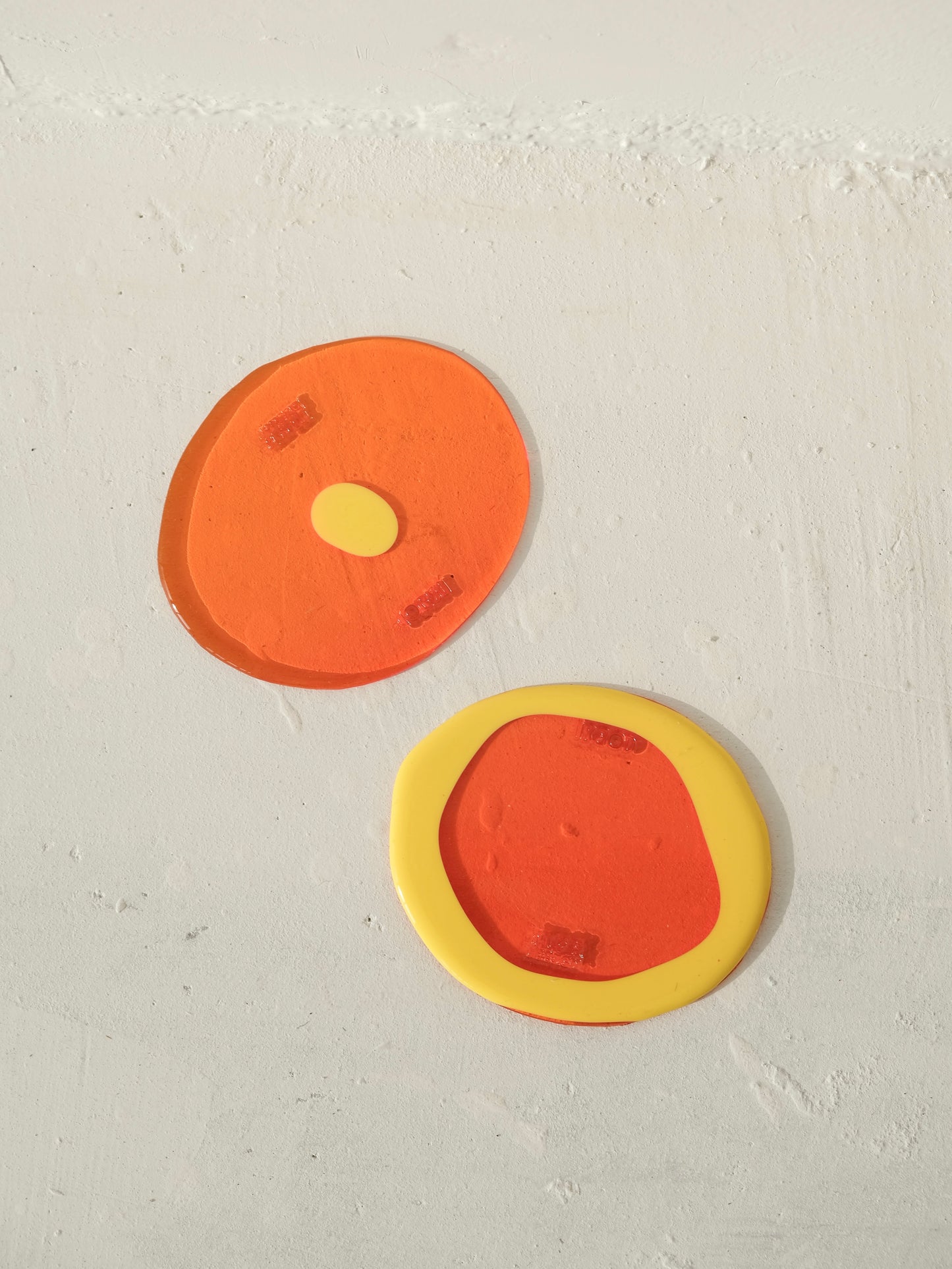 Set of 2 Table-Mates Small design by Gaetano Pesce for Fish Design,Matt Pastel Yellow/Clear Orange