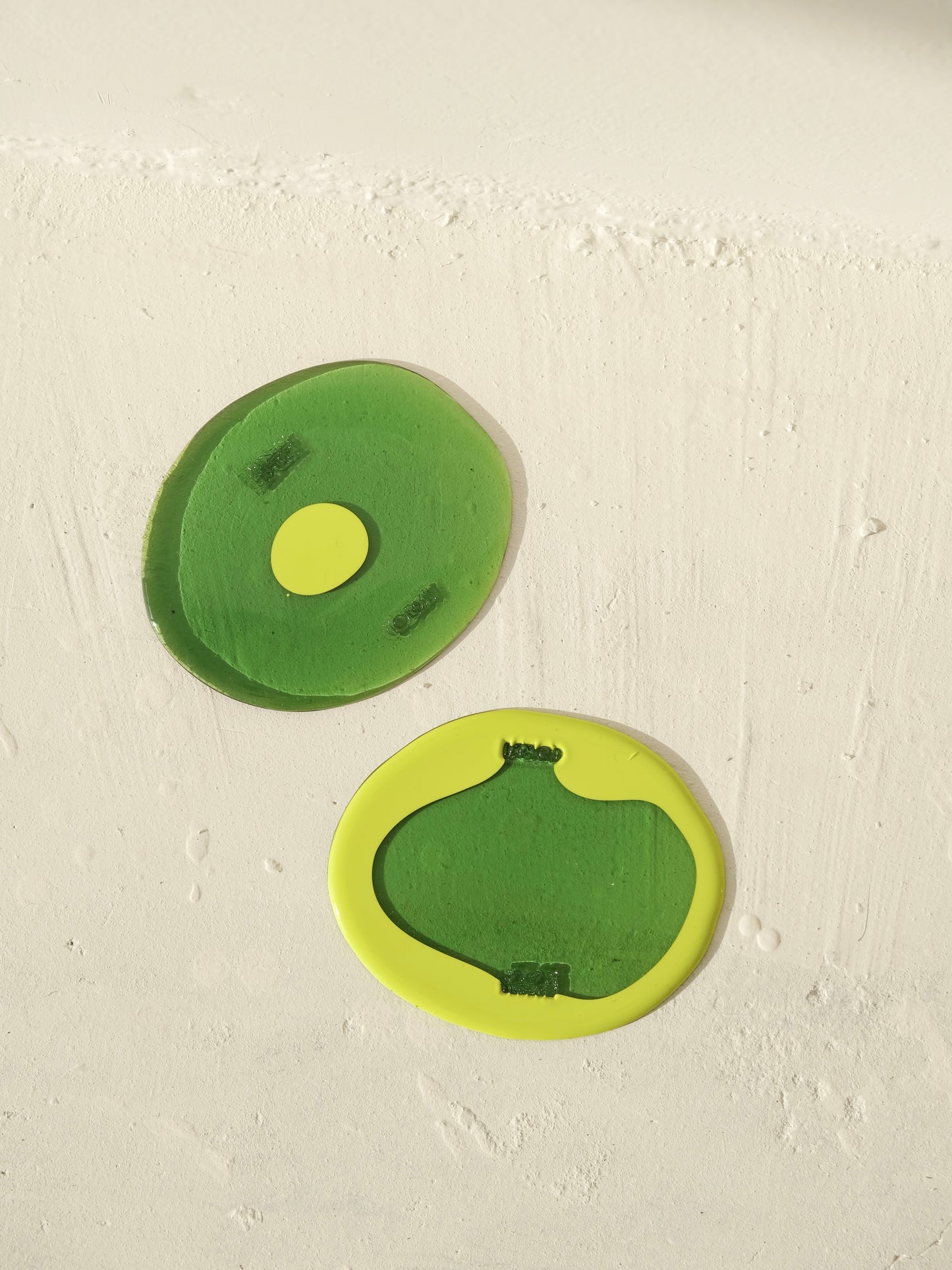 Set of 2 Table-Mates Small design by Gaetano Pesce for Fish Design,Matt Flou Yellow/Clear Grean