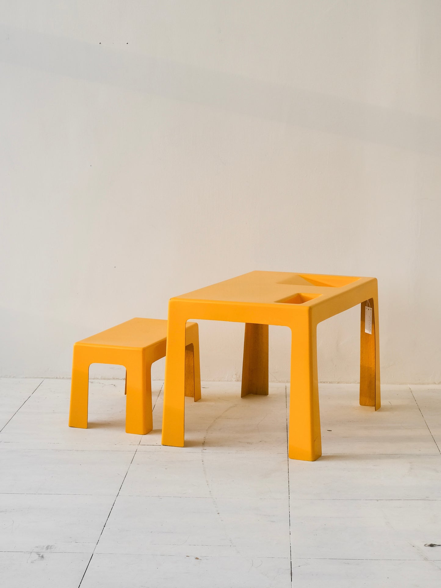 Kostka fiberglass kid desk and chair by Kostka France, 1972