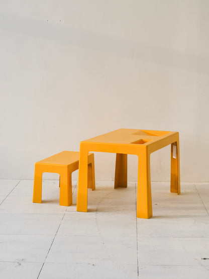 Kostka fiberglass kid desk and chair by Kostka France, 1972
