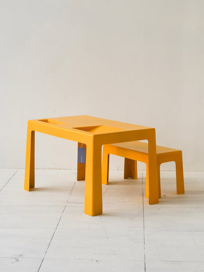 Kostka fiberglass kid desk and chair by Kostka France, 1972