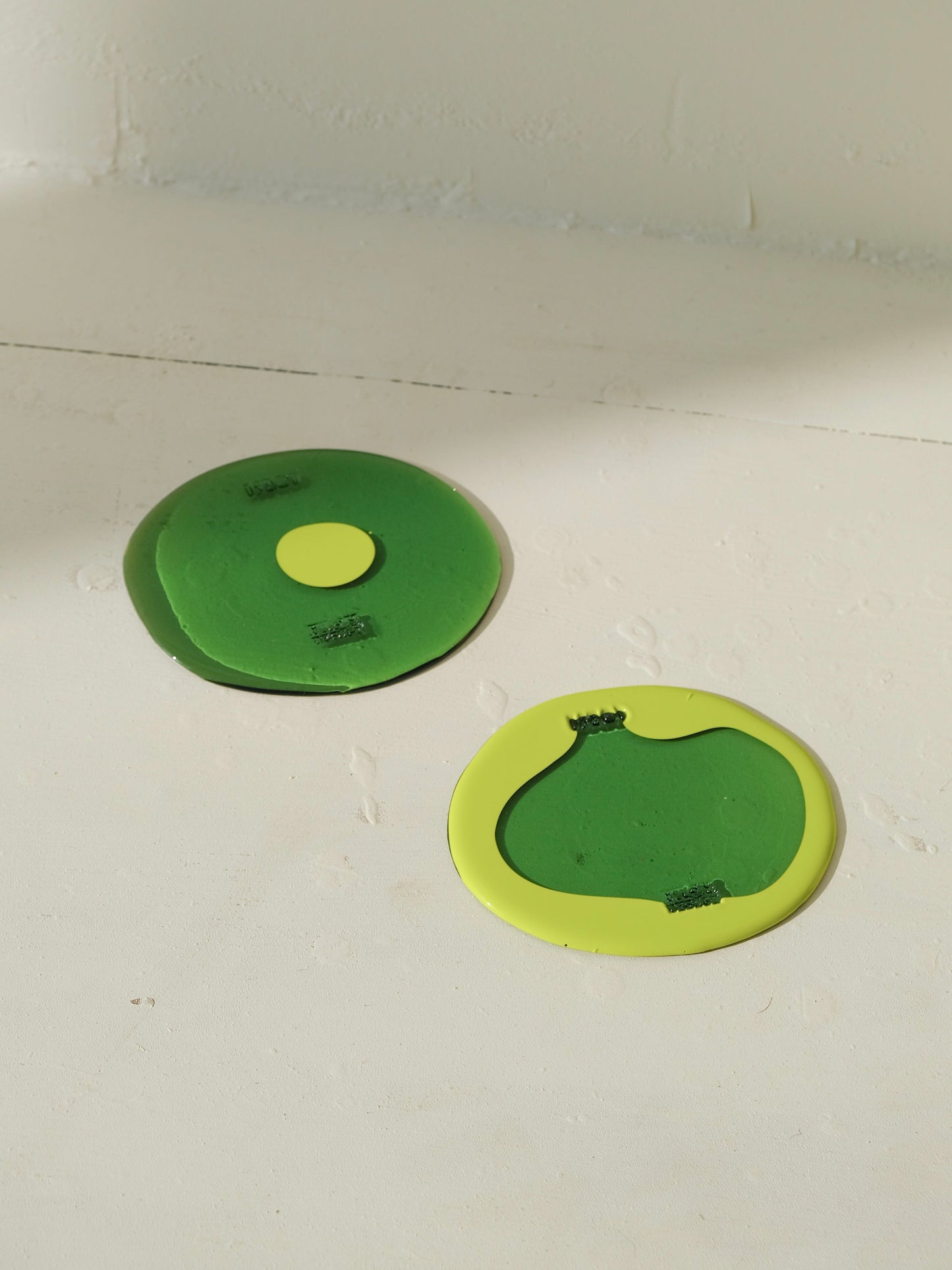 Set of 2 Table-Mates Small design by Gaetano Pesce for Fish Design,Matt Flou Yellow/Clear Grean