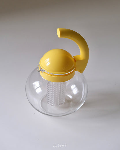 Vintage teapot Mod. Focus design by Ambrogio Rossari for Guzzini, 1980s