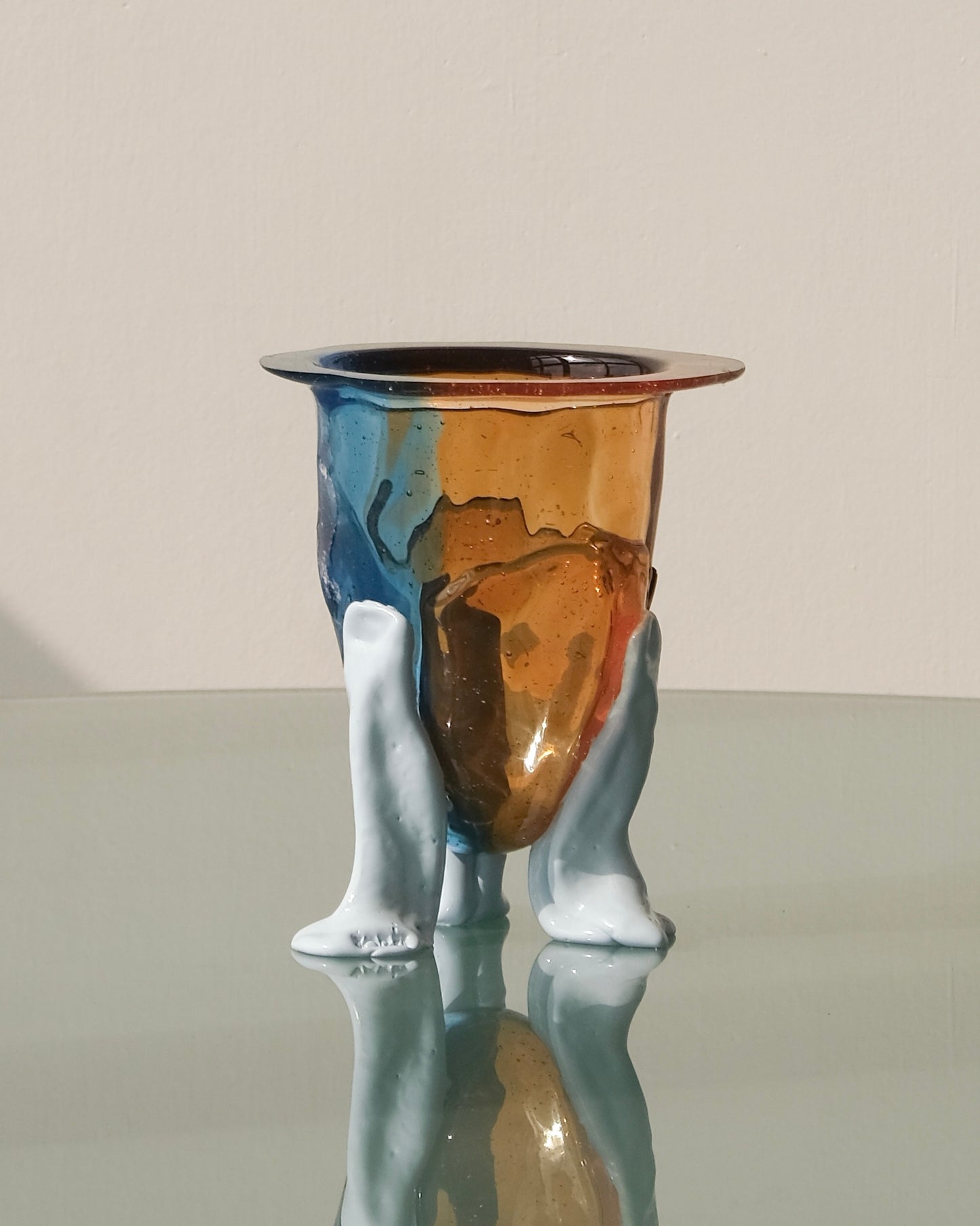 [預購]Amazonia Vase(S) design by Gaetano Pesce for Fish Design,Light Ruby/Light Blue/Brown/Pastel Blue