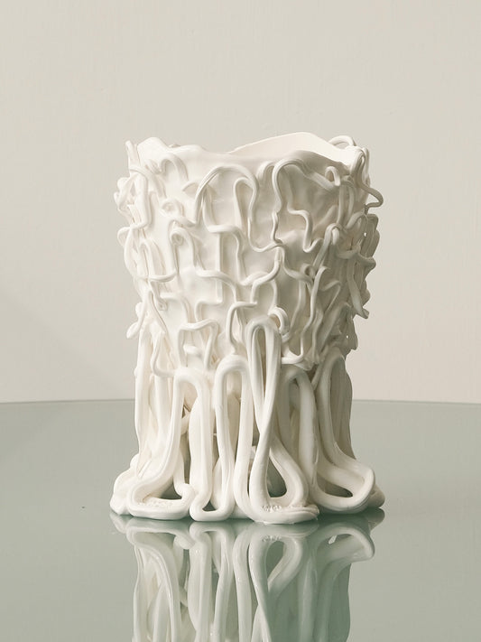 Medusa Vase(M) design by Gaetano Pesce for Fish Design,Matt White