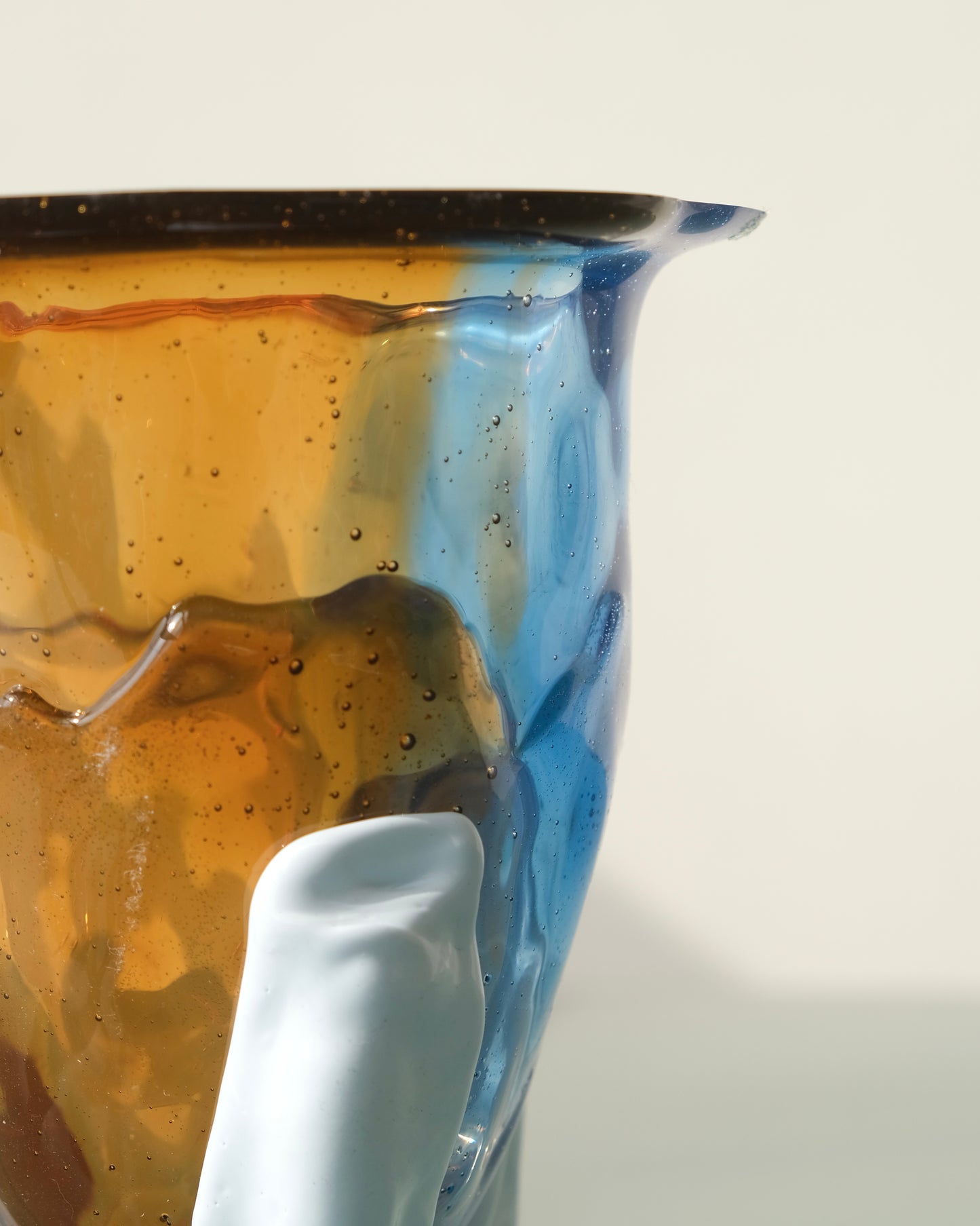 [預購]Amazonia Vase(S) design by Gaetano Pesce for Fish Design,Light Ruby/Light Blue/Brown/Pastel Blue