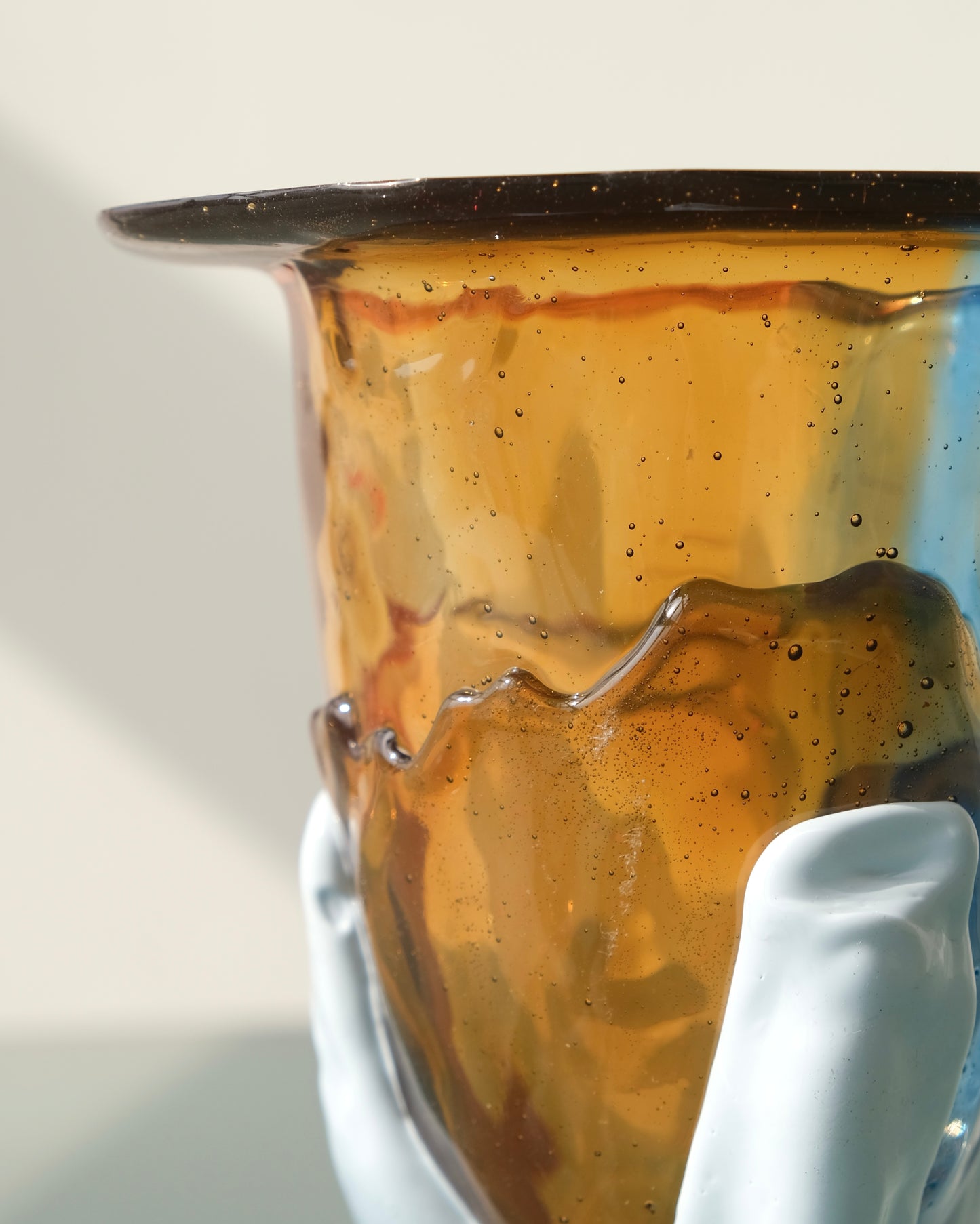 [預購]Amazonia Vase(S) design by Gaetano Pesce for Fish Design,Light Ruby/Light Blue/Brown/Pastel Blue