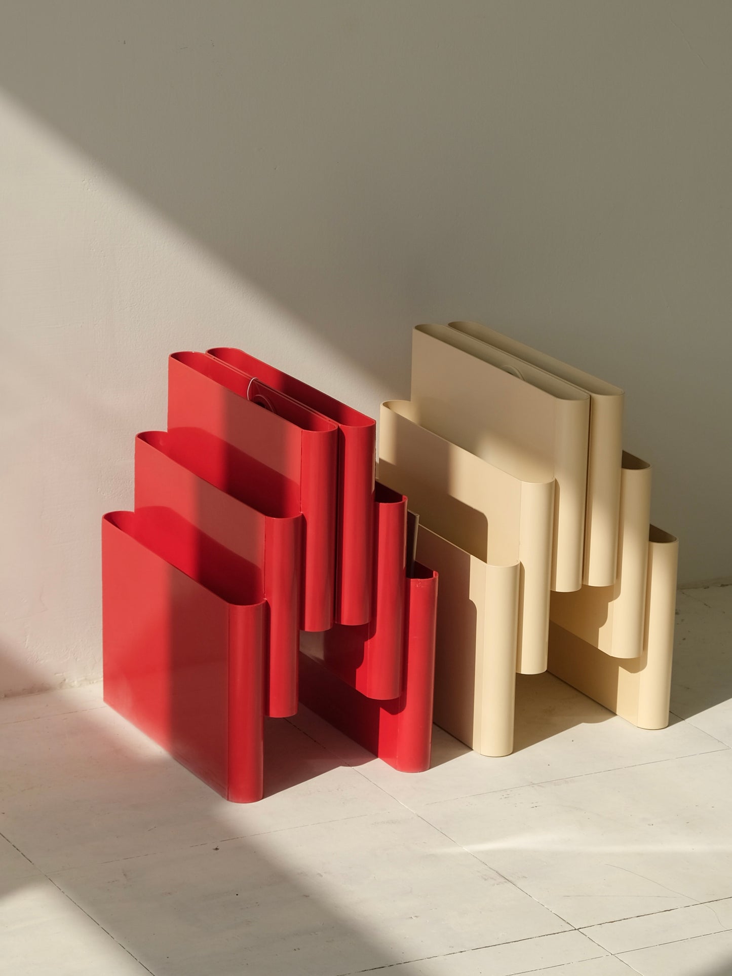 Magazine Rack 4675 design by Giotto Stoppino for Kartell, 1970s(white)